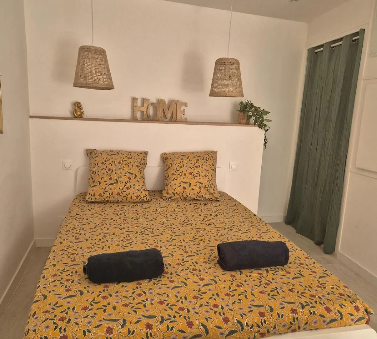 Casa Paloma - Centre Ville Arlés 0*,